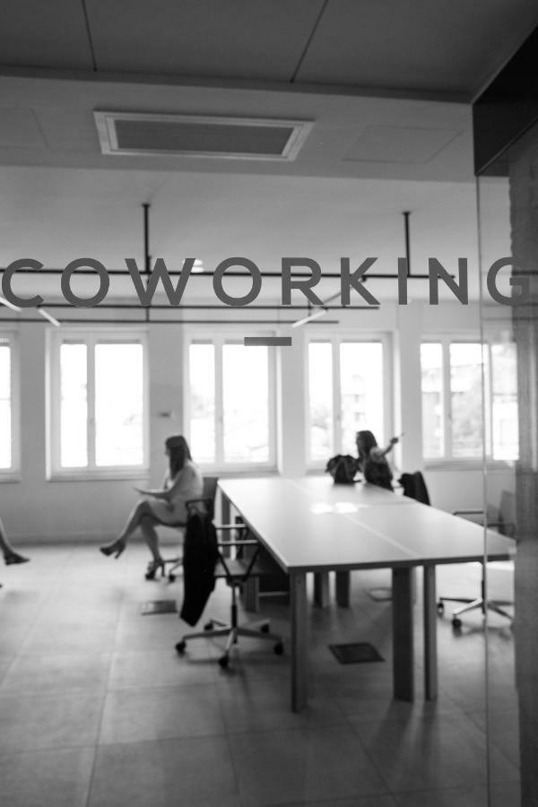 Bnbiz - Coworking Hotel Fiorenzuola d'Arda Exterior photo